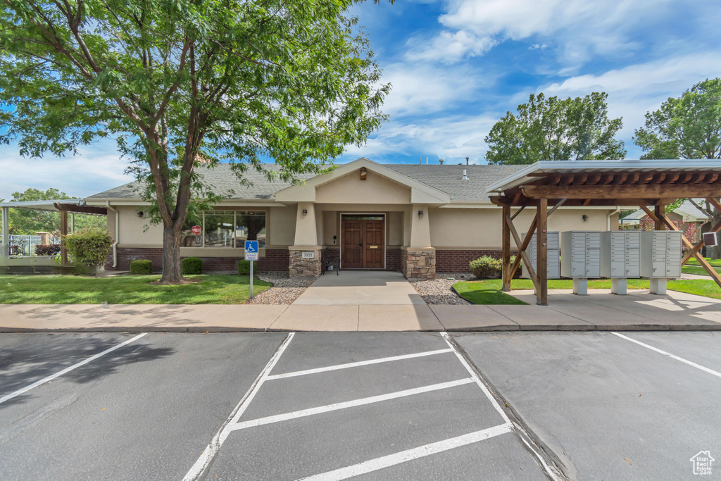 3541 W GREEN SPRINGS LN Taylorsville, UT 84129