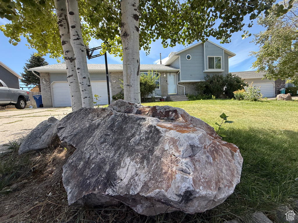 3824 S 6250 W West Valley City, UT 84128