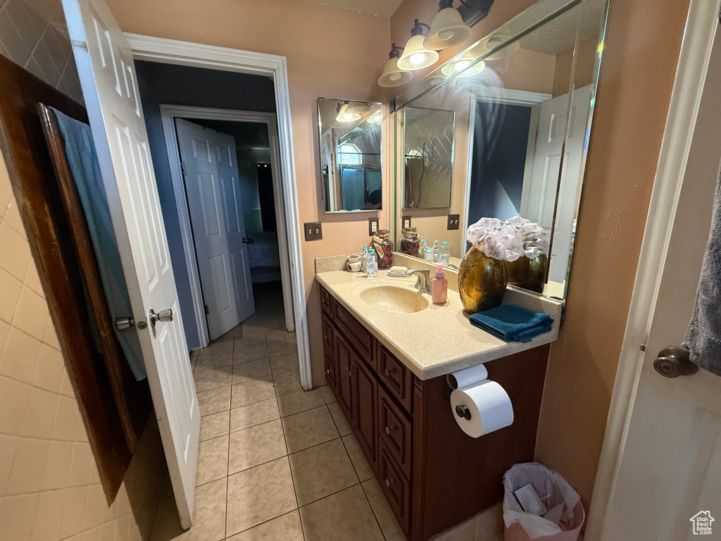 3824 S 6250 W West Valley City, UT 84128