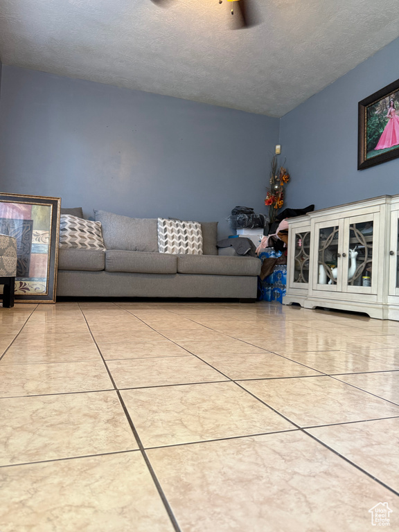 3824 S 6250 W West Valley City, UT 84128