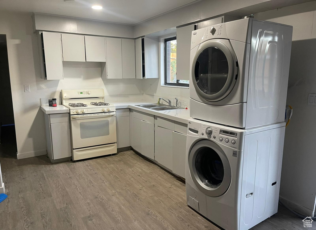2411 W 4900 S Roy, UT 84067