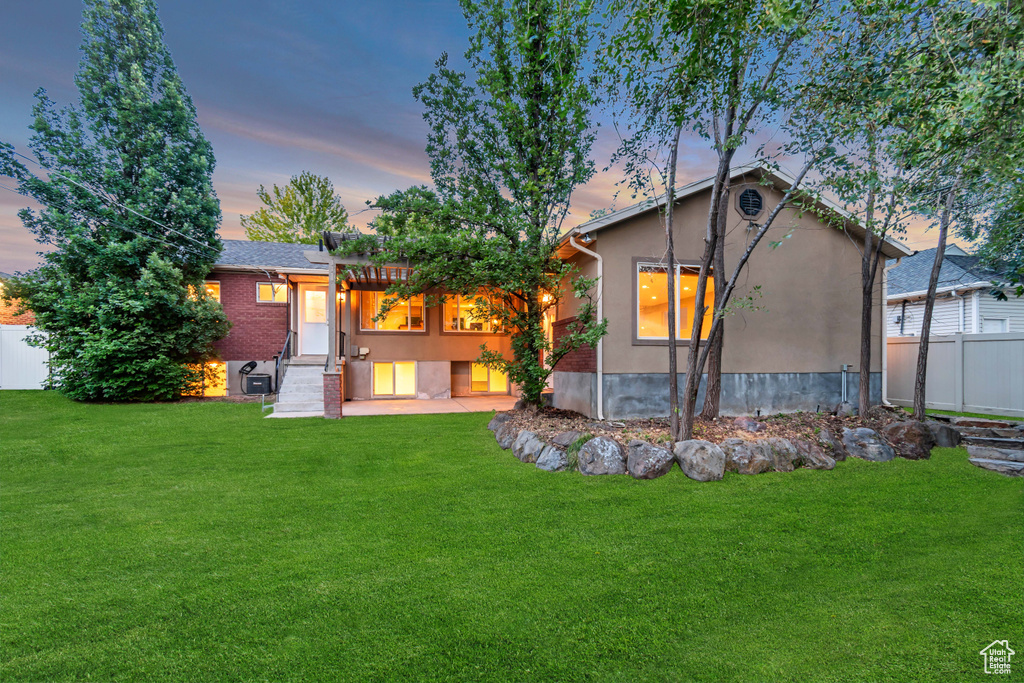 2692 S WELLINGTON ST Salt Lake City, UT 84106
