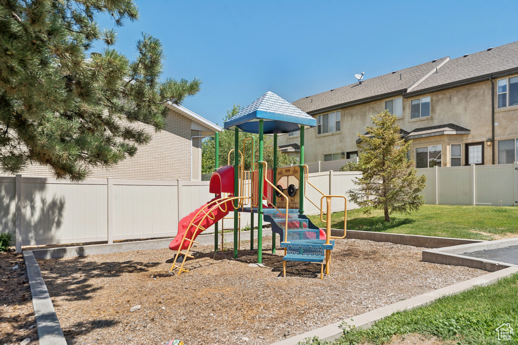 Photo 37 for MLS #2104198 at 1848 E Rouen Cir