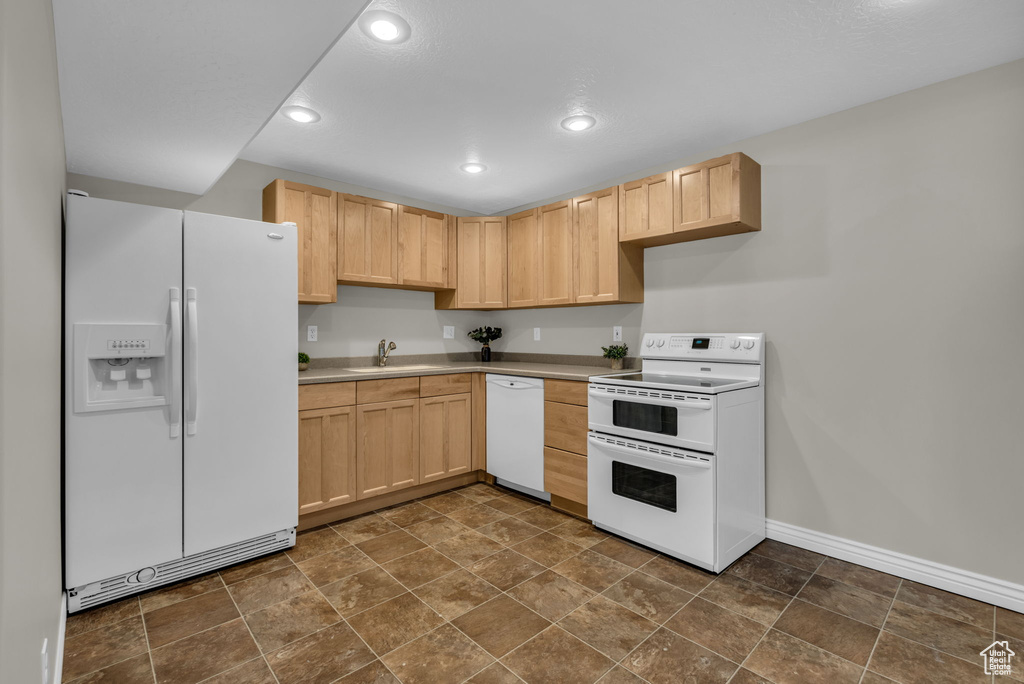 598 E HOLLOW CREEK RD Draper, UT 84020