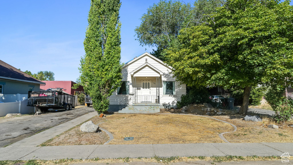 Photo 2 for MLS #2104210 at 126 S 300 East