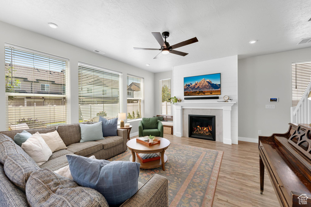 Photo 3 for MLS #2104215 at 3074 S Edgewater Ln