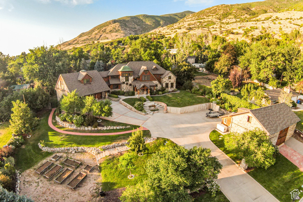 Photo 10 for MLS #2104216 at 139 E 400 North