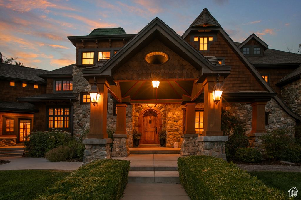 Photo 3 for MLS #2104216 at 139 E 400 North