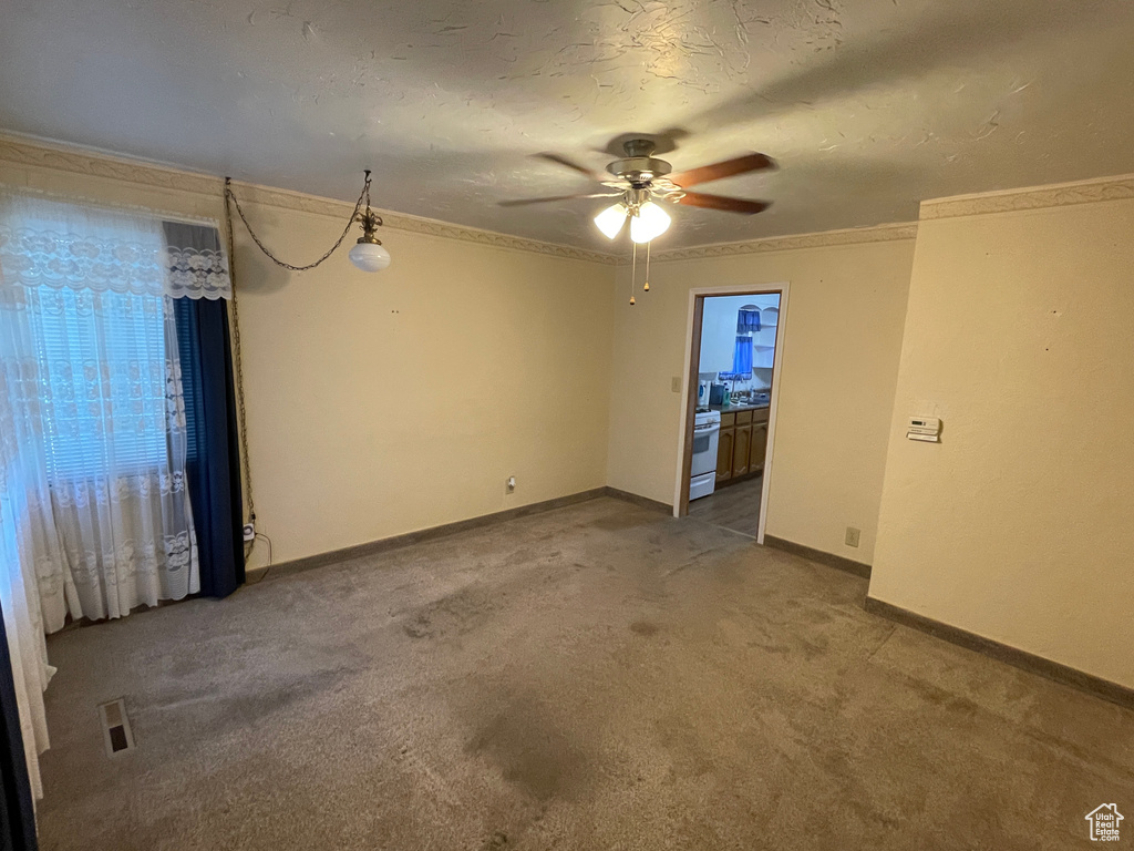 97 W CLARK ST Grantsville, UT 84029