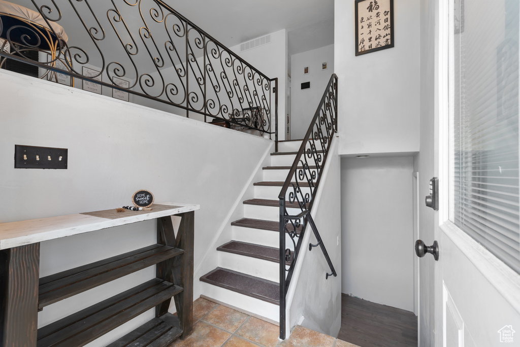 376 W 5300 S Washington Terrace, UT 84405