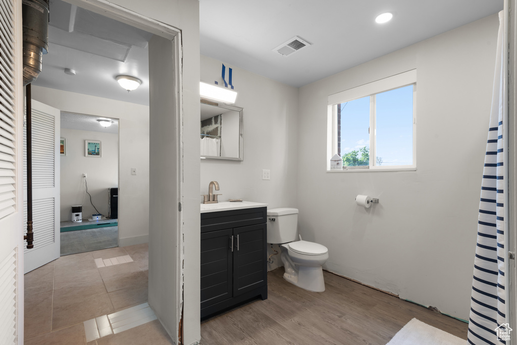 376 W 5300 S Washington Terrace, UT 84405