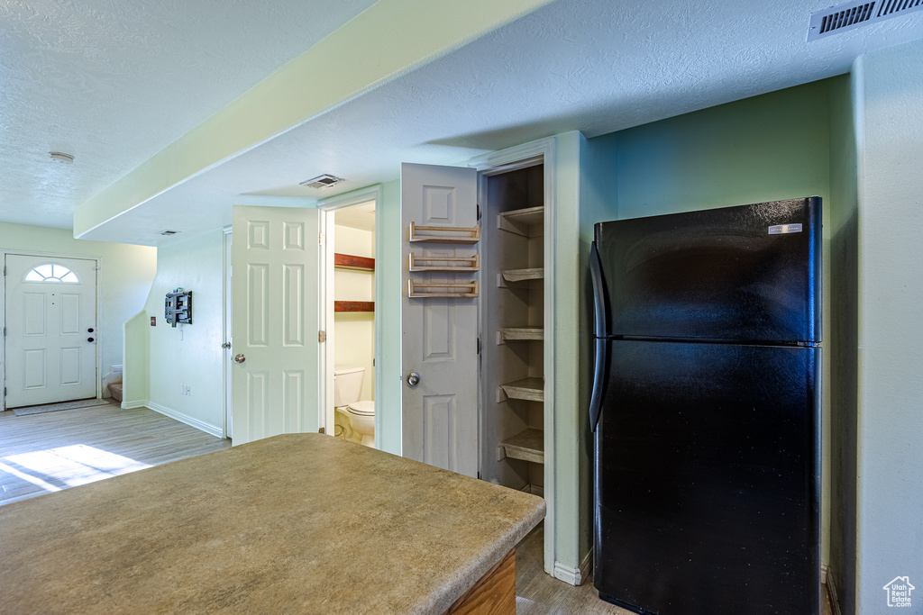 Photo 10 for MLS #2104263 at 475 N Redwood Rd #49