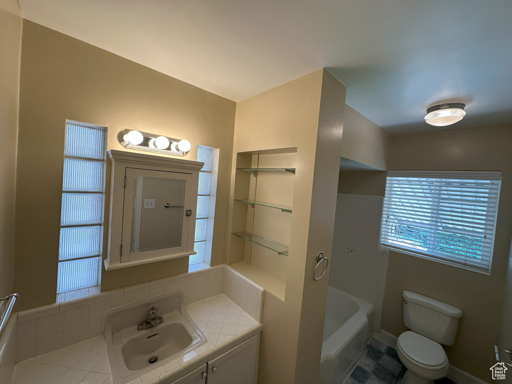 Photo 11 for MLS #2104280 at 1920 E Sunnyside Ave