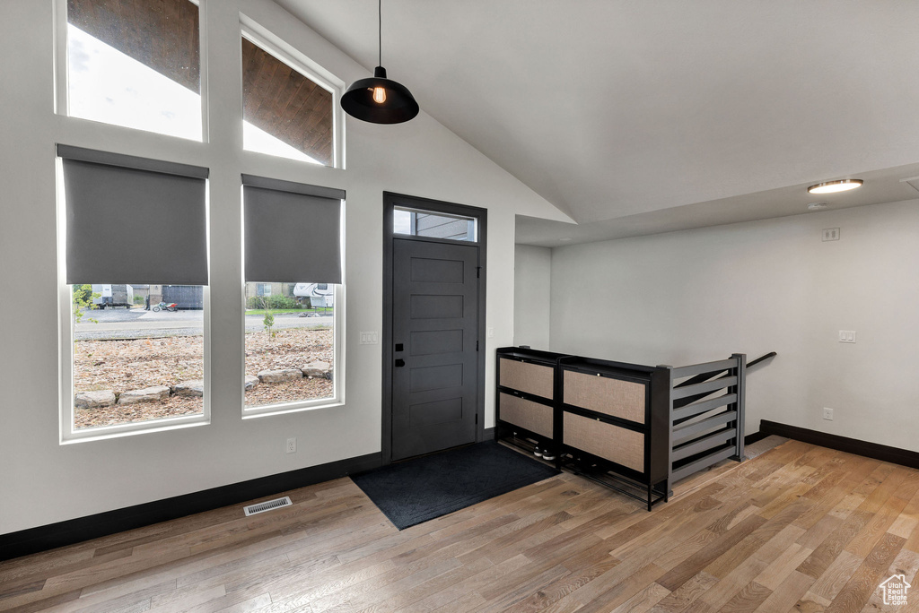 Photo 10 for MLS #2104293 at 13945 N Willow Creek Dr