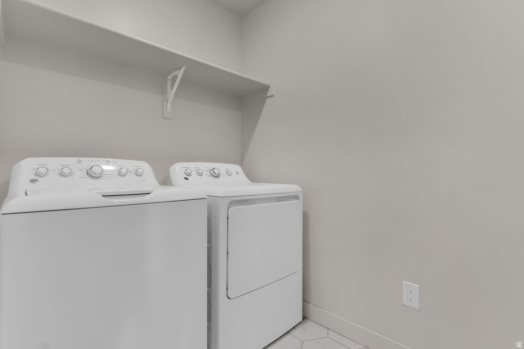 2543 N VELVET MOON DR Saratoga Springs, UT 84045