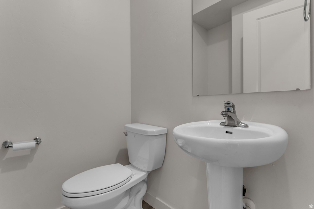 2543 N VELVET MOON DR Saratoga Springs, UT 84045