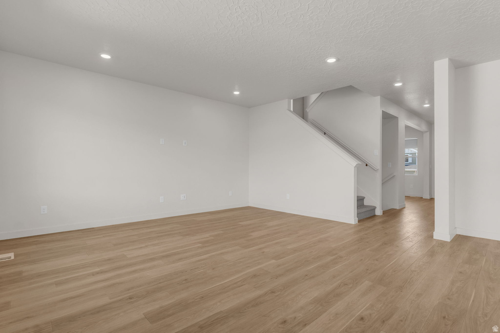 2543 N VELVET MOON DR Saratoga Springs, UT 84045