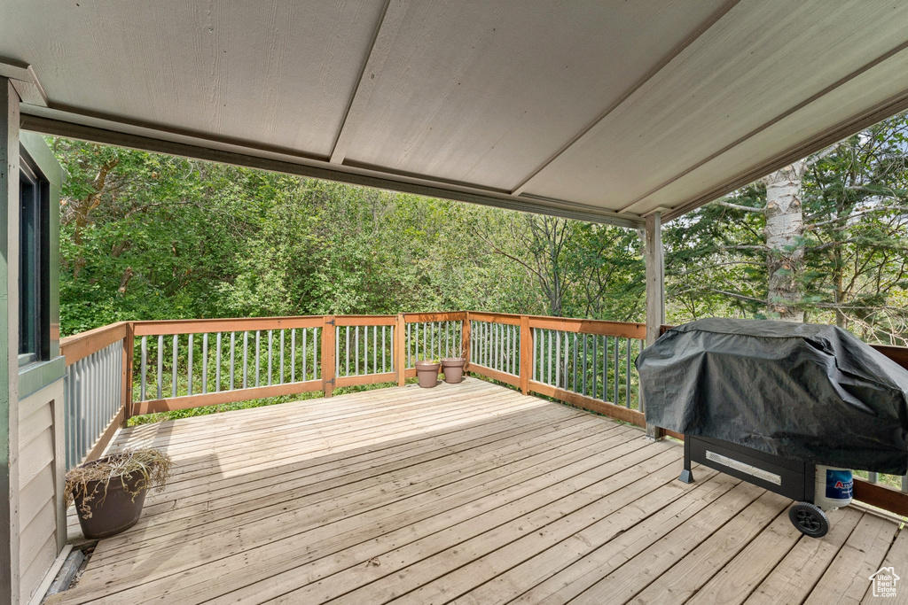 Photo 12 for MLS #2104315 at 1467 Crescent Rd #130
