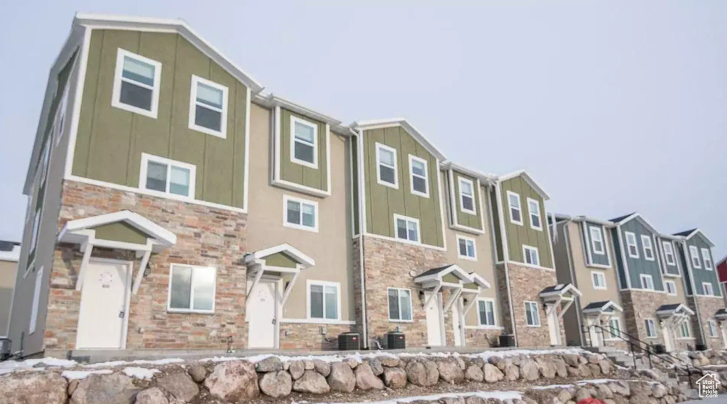 14424 S MINERS VIEW CT Herriman, UT 84096