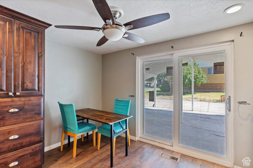 Photo 6 for MLS #2104342 at 1847 W John St