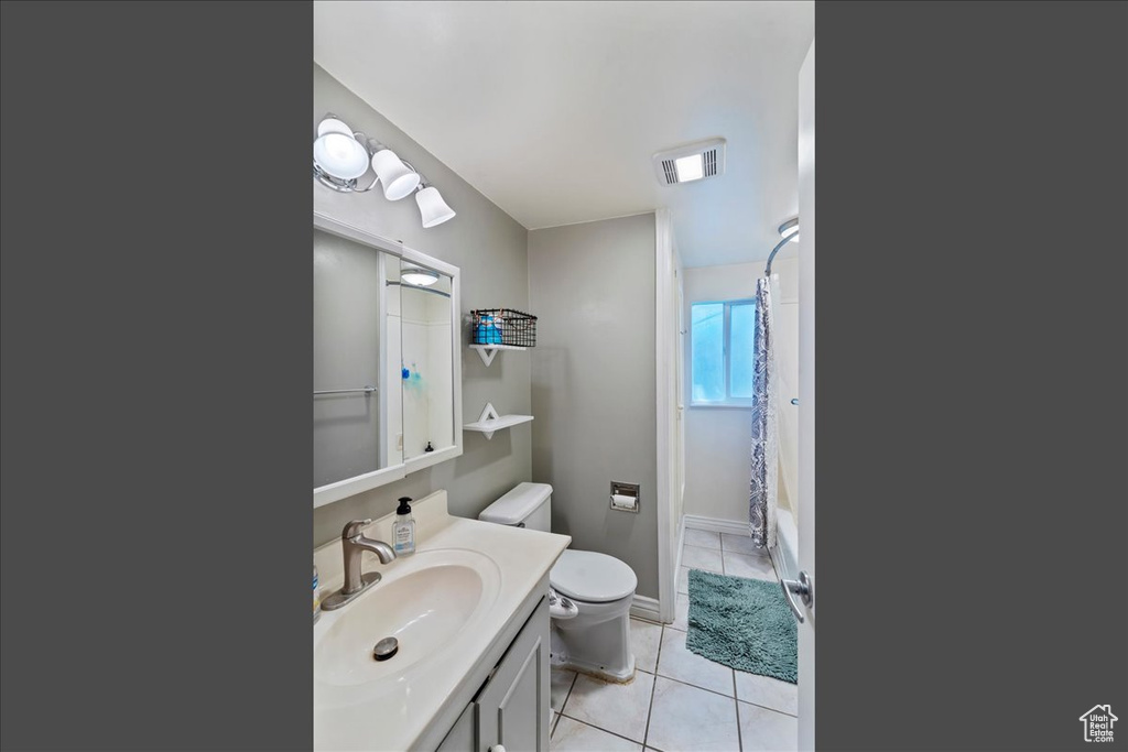 Photo 18 for MLS #2104342 at 1847 W John St