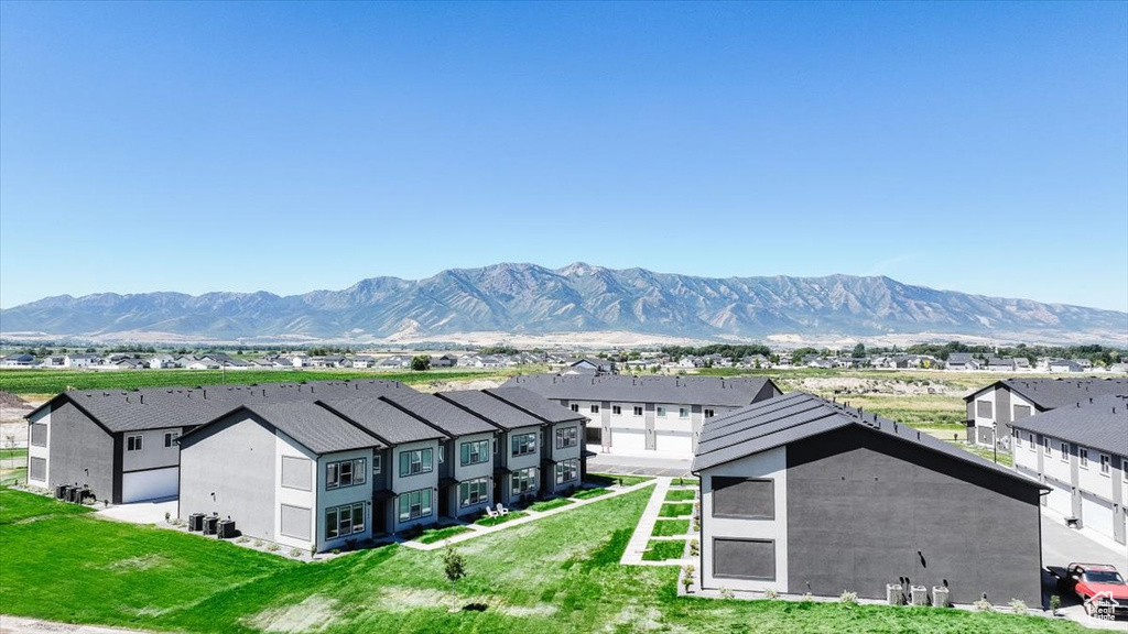 Photo 2 for MLS #2104349 at 3401 S 1010 West