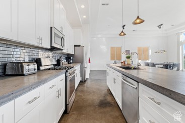 3225 S 4900 W Hurricane, UT 84737