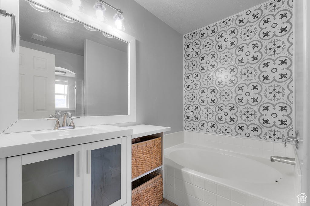 Photo 14 for MLS #2104364 at 4494 W Osage Rd