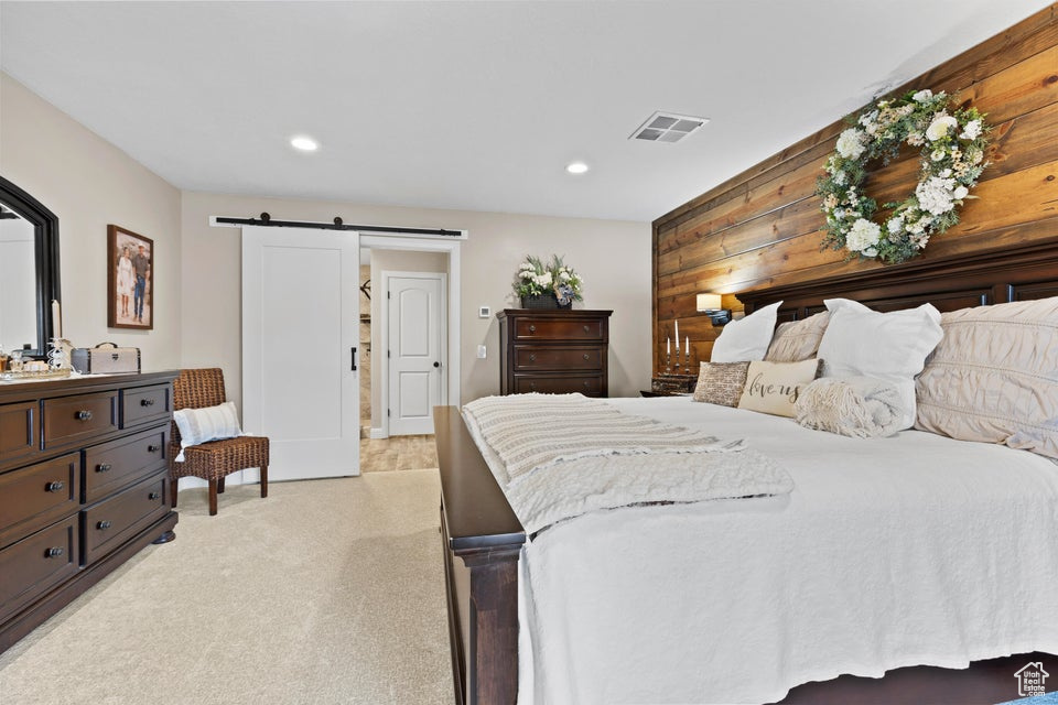Photo 13 for MLS #2104371 at 328 W 475 North