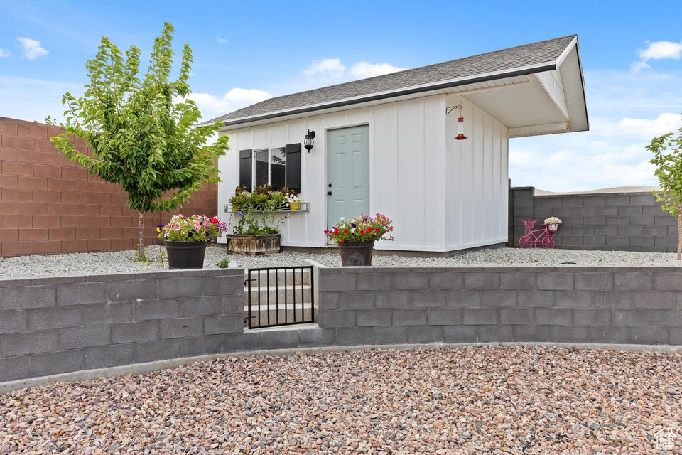 Photo 38 for MLS #2104371 at 328 W 475 North