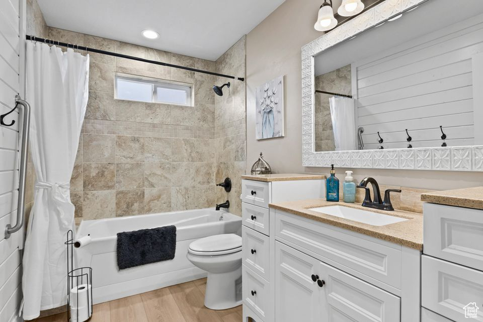 Photo 22 for MLS #2104371 at 328 W 475 North