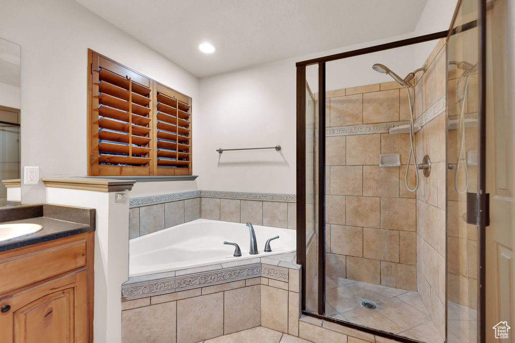 Photo 32 for MLS #2104373 at 704 S Deer Hollow Rd