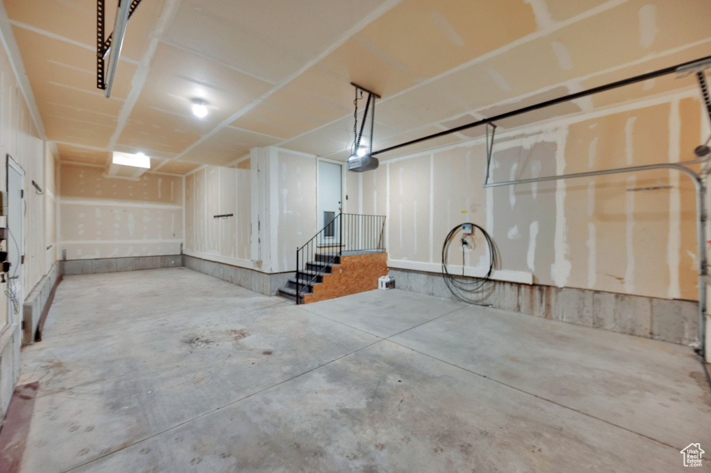 Photo 17 for MLS #2104373 at 704 S Deer Hollow Rd
