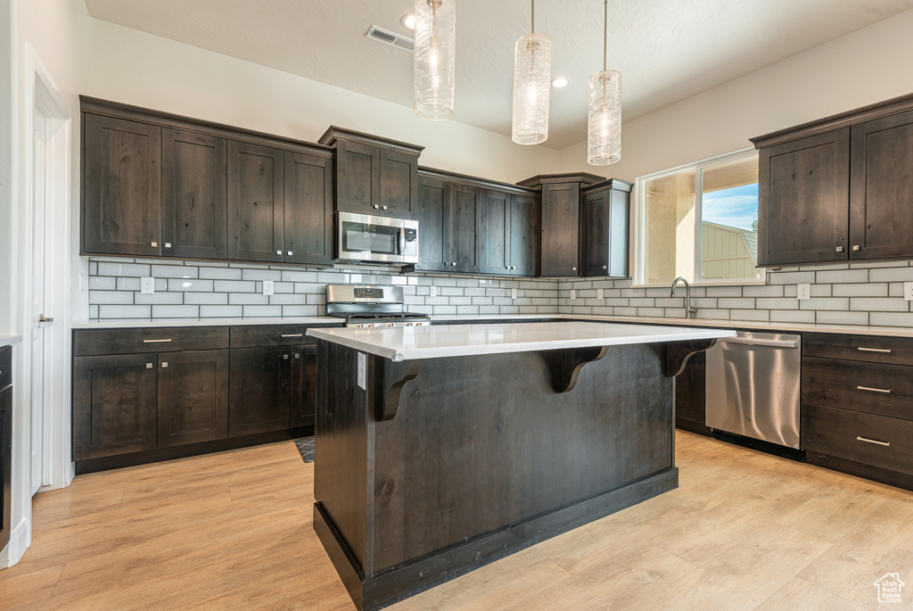 Photo 8 for MLS #2104381 at 3017 E Willis Creek Dr
