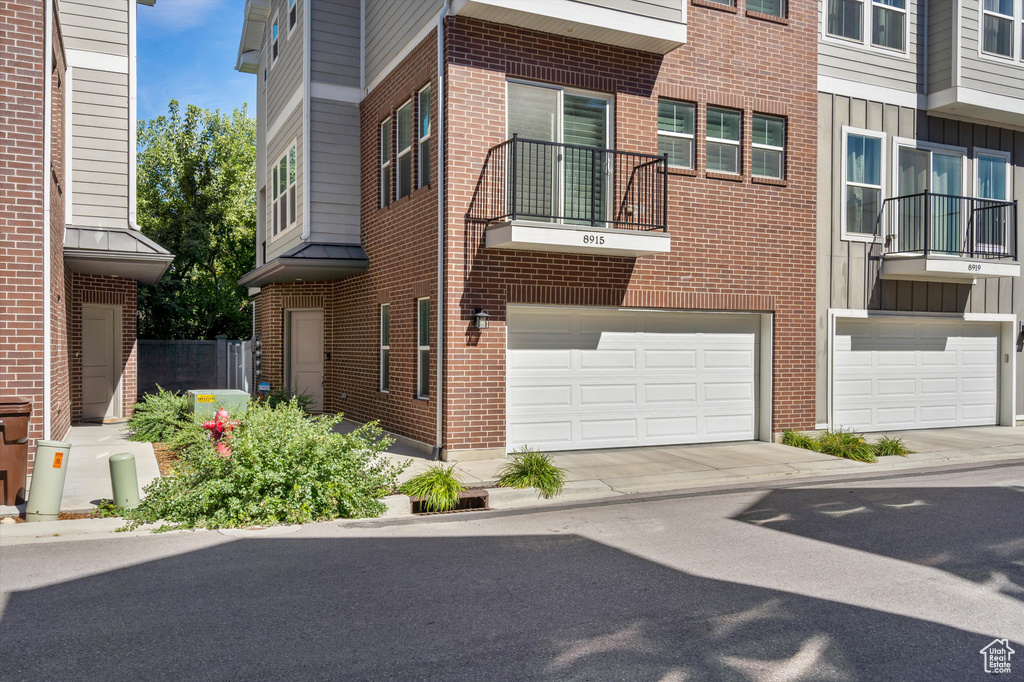 8915 S 660 E #103 Sandy, UT 84070