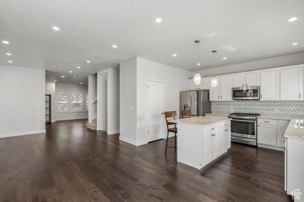 8915 S 660 E #103 Sandy, UT 84070