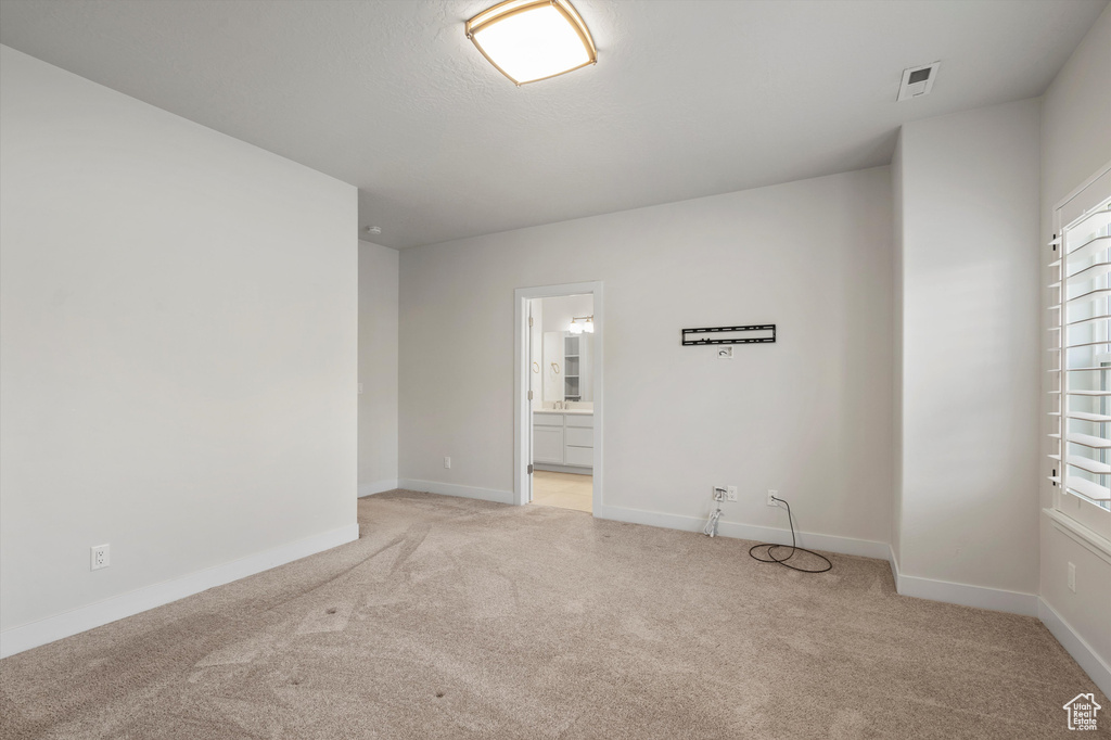 8915 S 660 E #103 Sandy, UT 84070