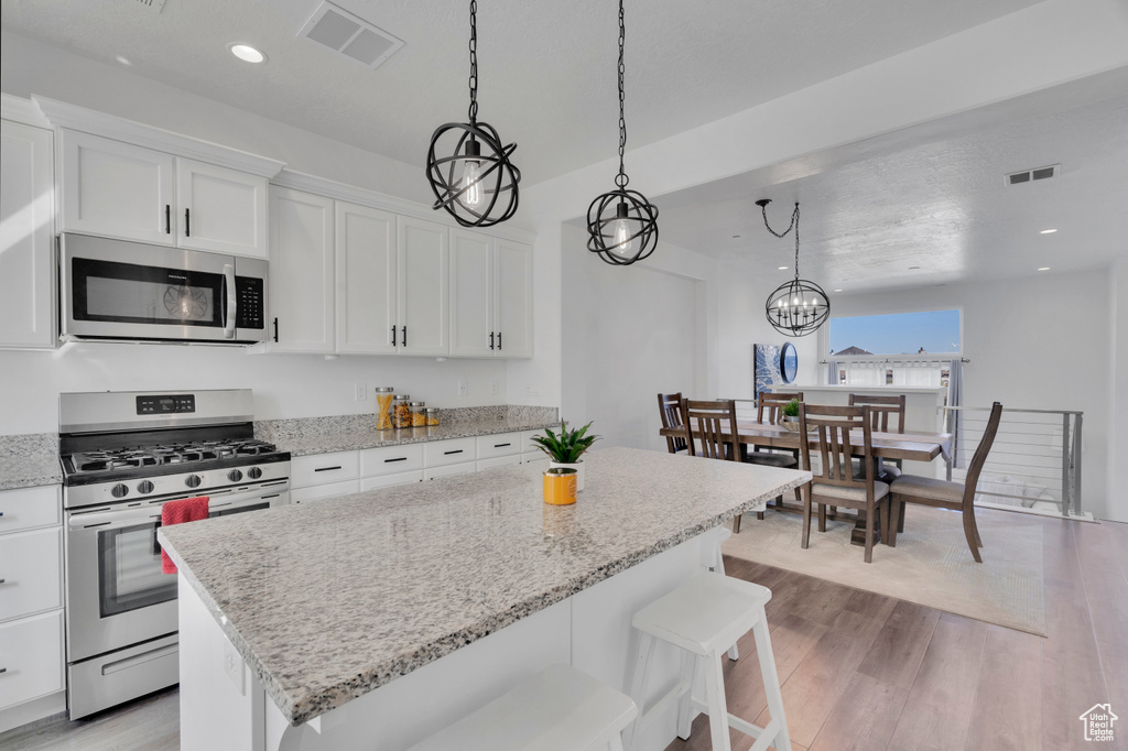 4563 W DAYBREAK PKWY South Jordan, UT 84009
