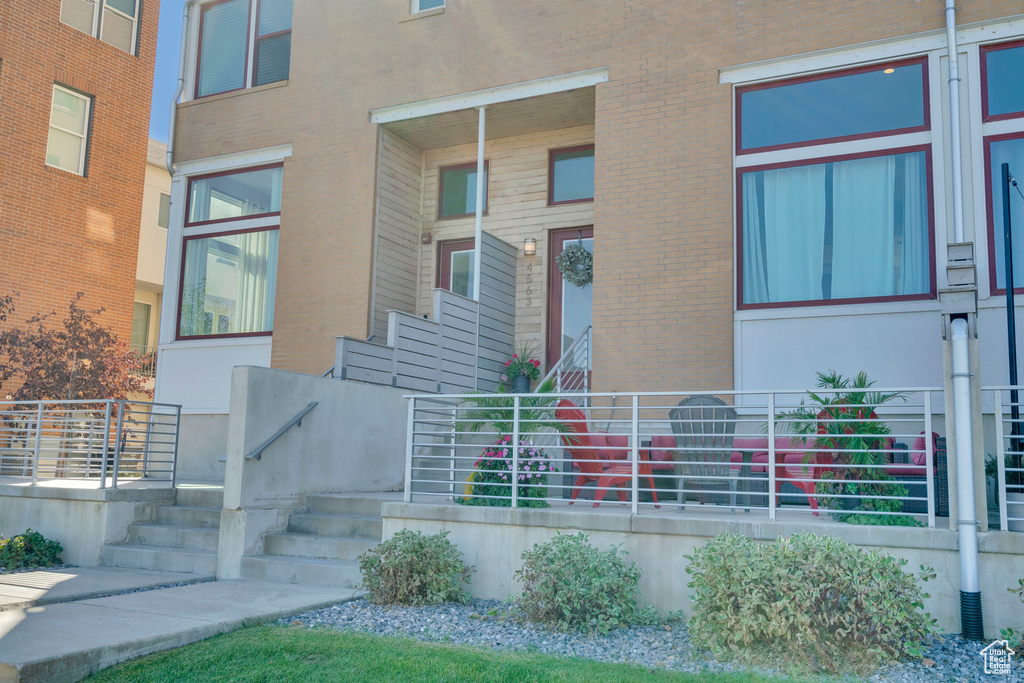 4563 W DAYBREAK PKWY South Jordan, UT 84009