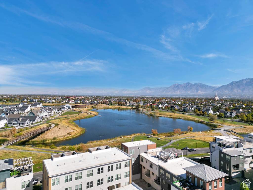 4563 W DAYBREAK PKWY South Jordan, UT 84009