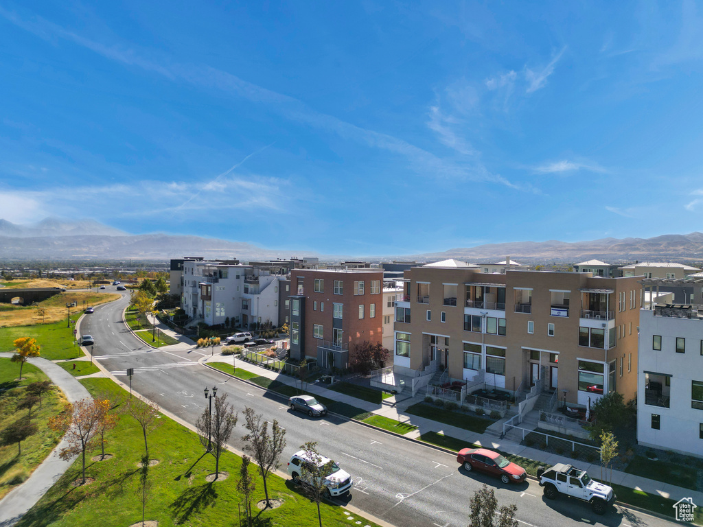 4563 W DAYBREAK PKWY South Jordan, UT 84009