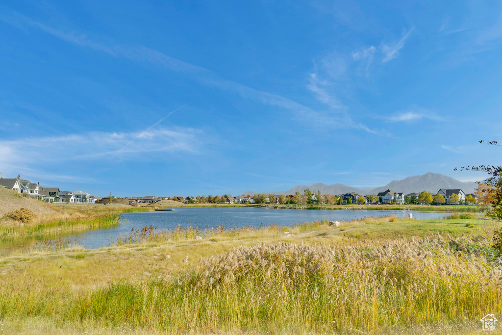 4563 W DAYBREAK PKWY South Jordan, UT 84009