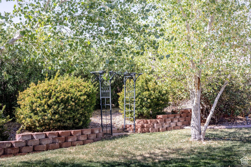 Photo 11 for MLS #2104419 at 293 N Quail Ridge Cir