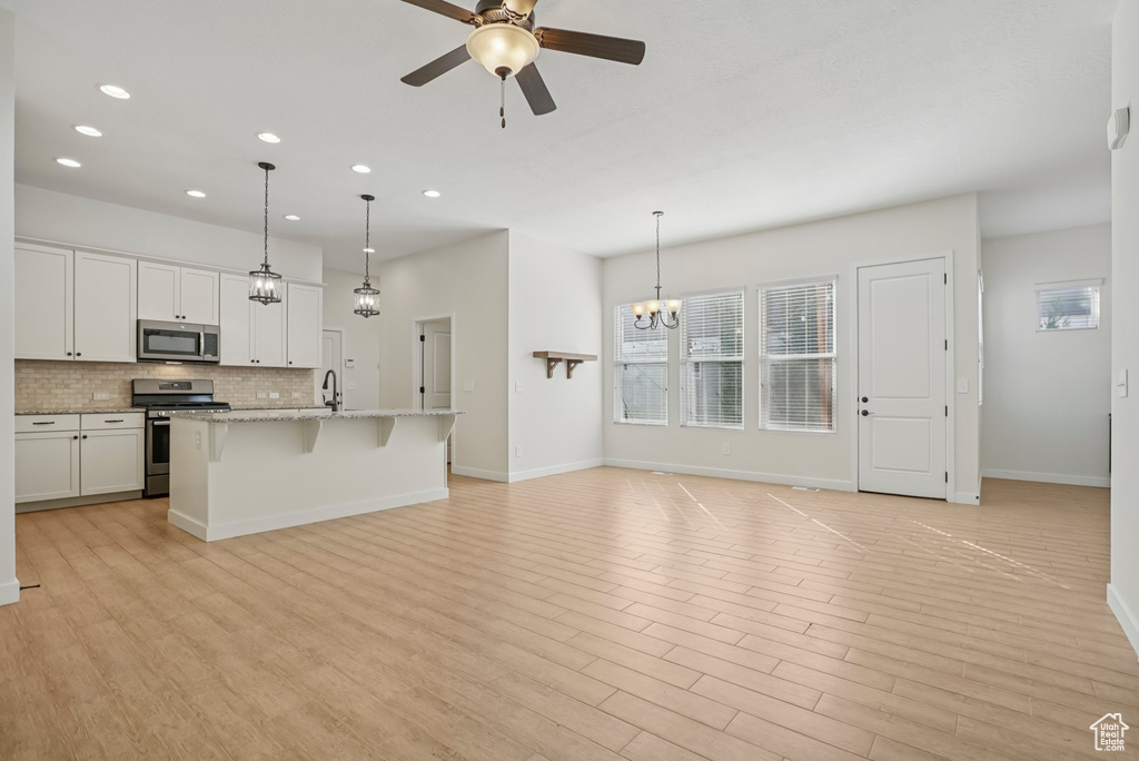 Photo 3 for MLS #2104421 at 11383 S New Bern Way