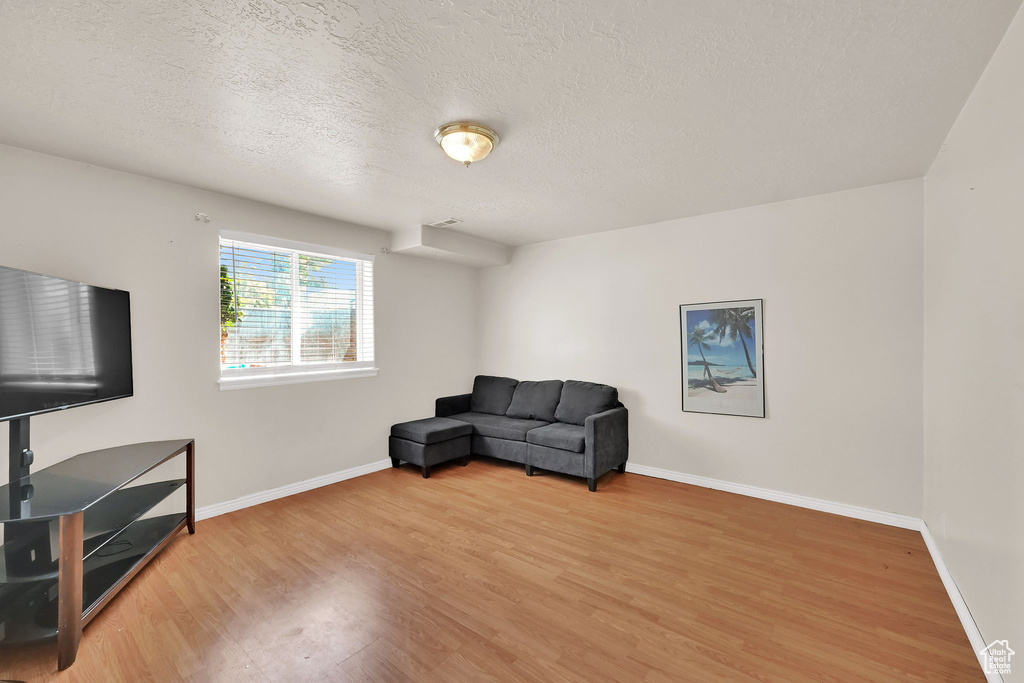 5664 S 3700 W Roy, UT 84067