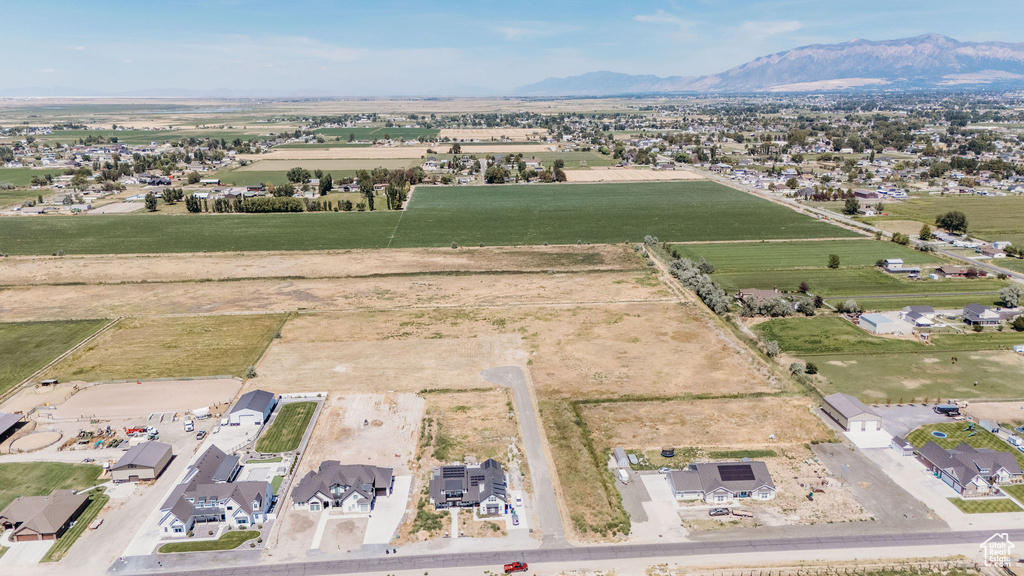 5752 W 2425 N Hooper, UT 84315