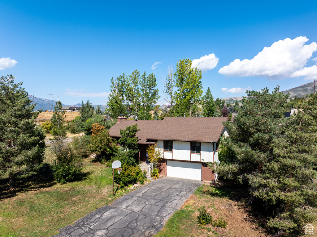 Photo 2 for MLS #2104449 at 4504 E 3450 North