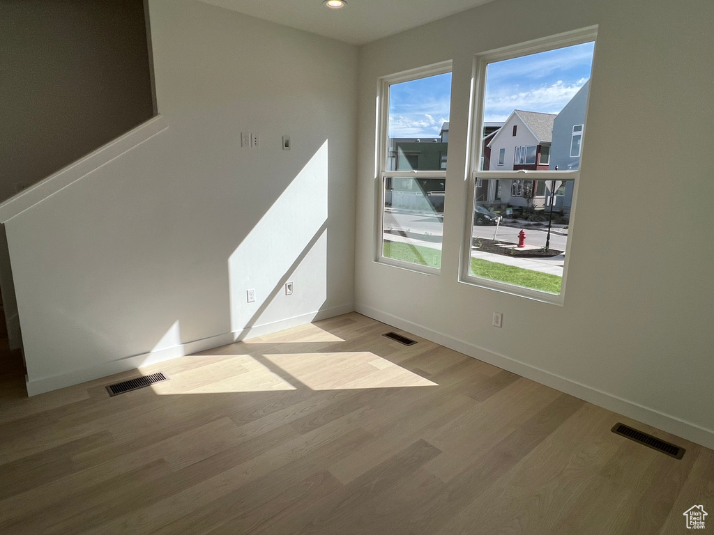 6972 W LAKE AVE South Jordan, UT 84009