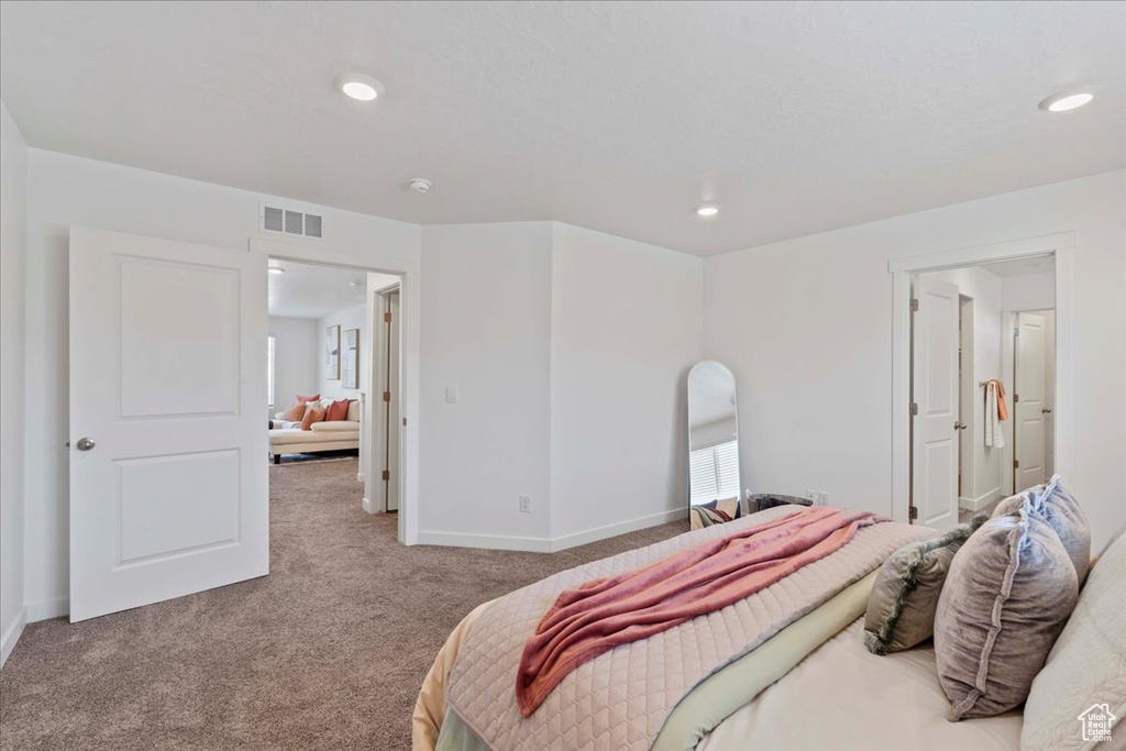 Photo 17 for MLS #2104460 at 1133 E Commodore Ln