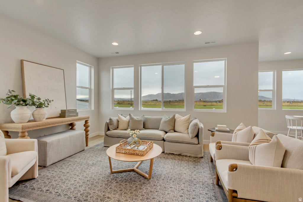 1545 N 1190 W #114 Salem, UT 84653